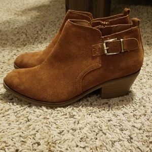 Ankle booties